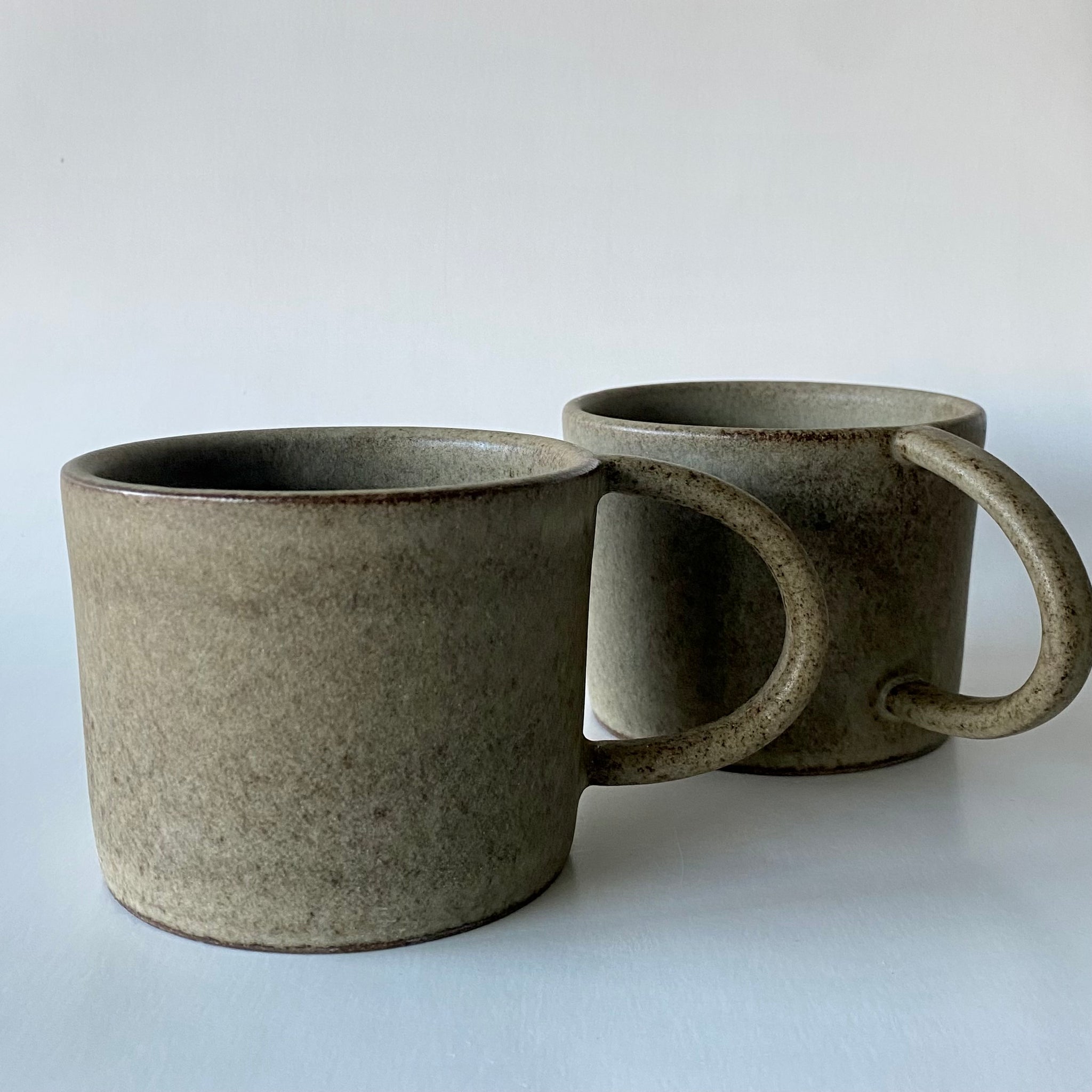 Mug w/ Large Handle Wide Grey ( 6001)