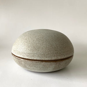 Lidded Jar (Grey)(4015)