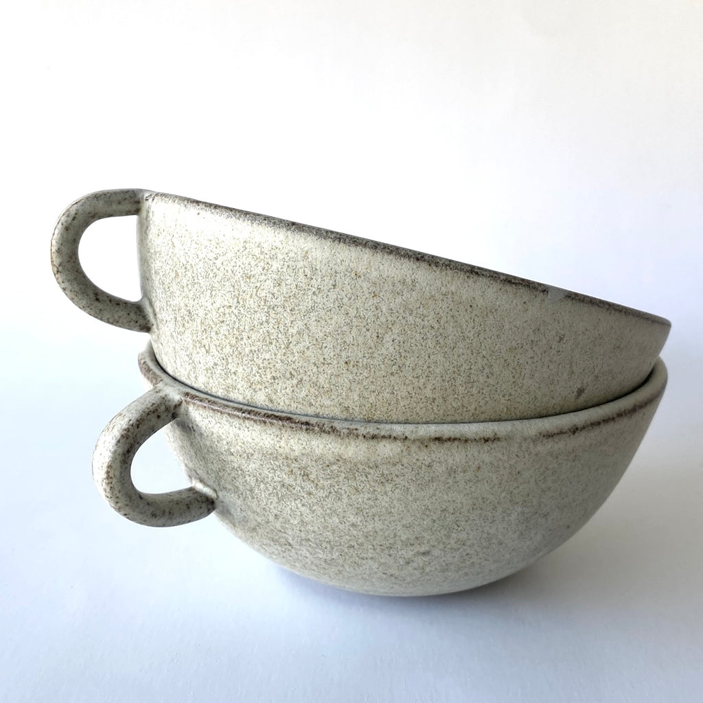 Serving Bowl with one handle