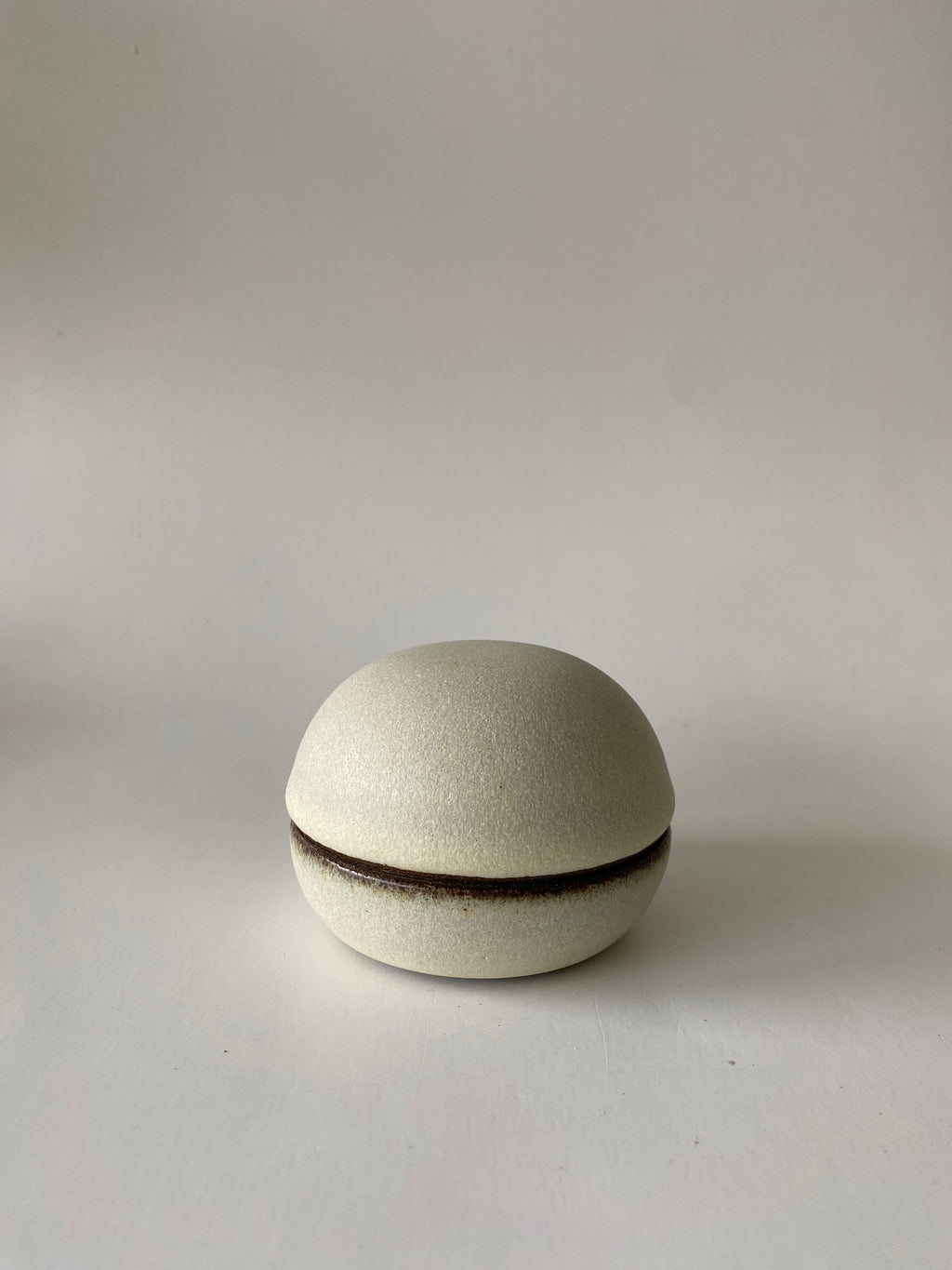 Lidded Jar (Grey)(4005)