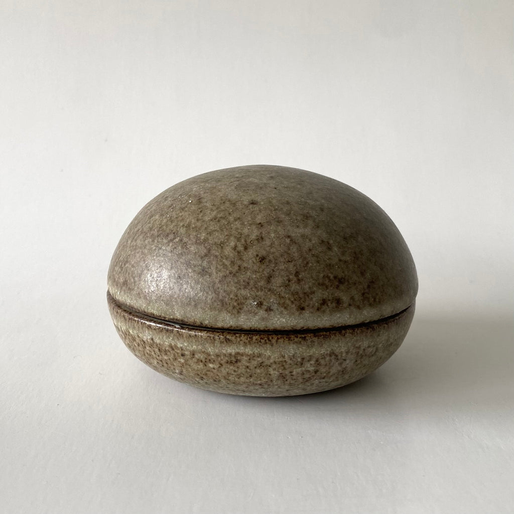 Lidded Jar (Grey)(4005)