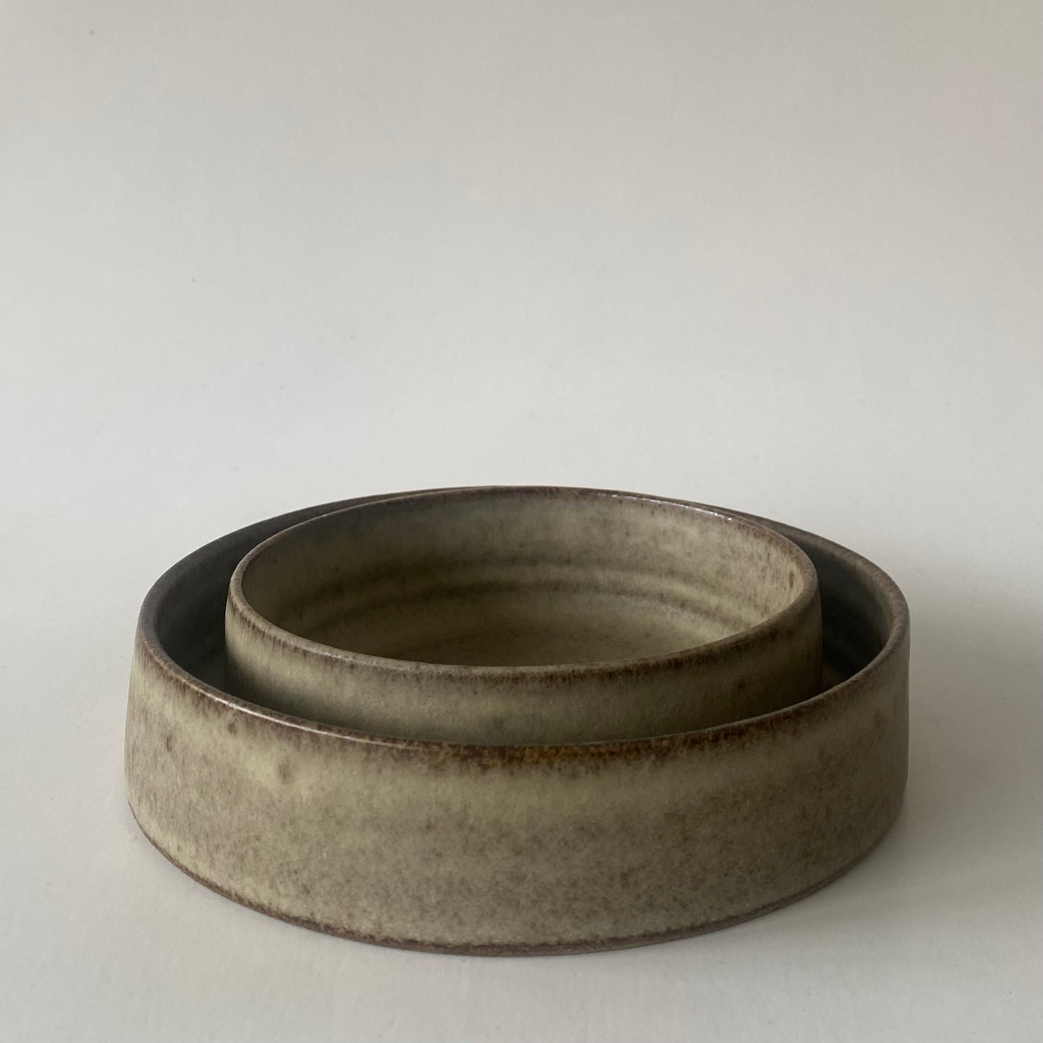 Set of bowls/ Wine Trays